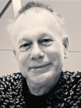 境外顧問-James Wallace